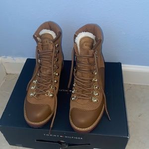 Super Cute Tommy Hilfiger Snow Boots